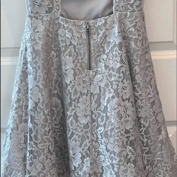 Alice + Olivia Lace Open Back Dress - Picture 8 of 16